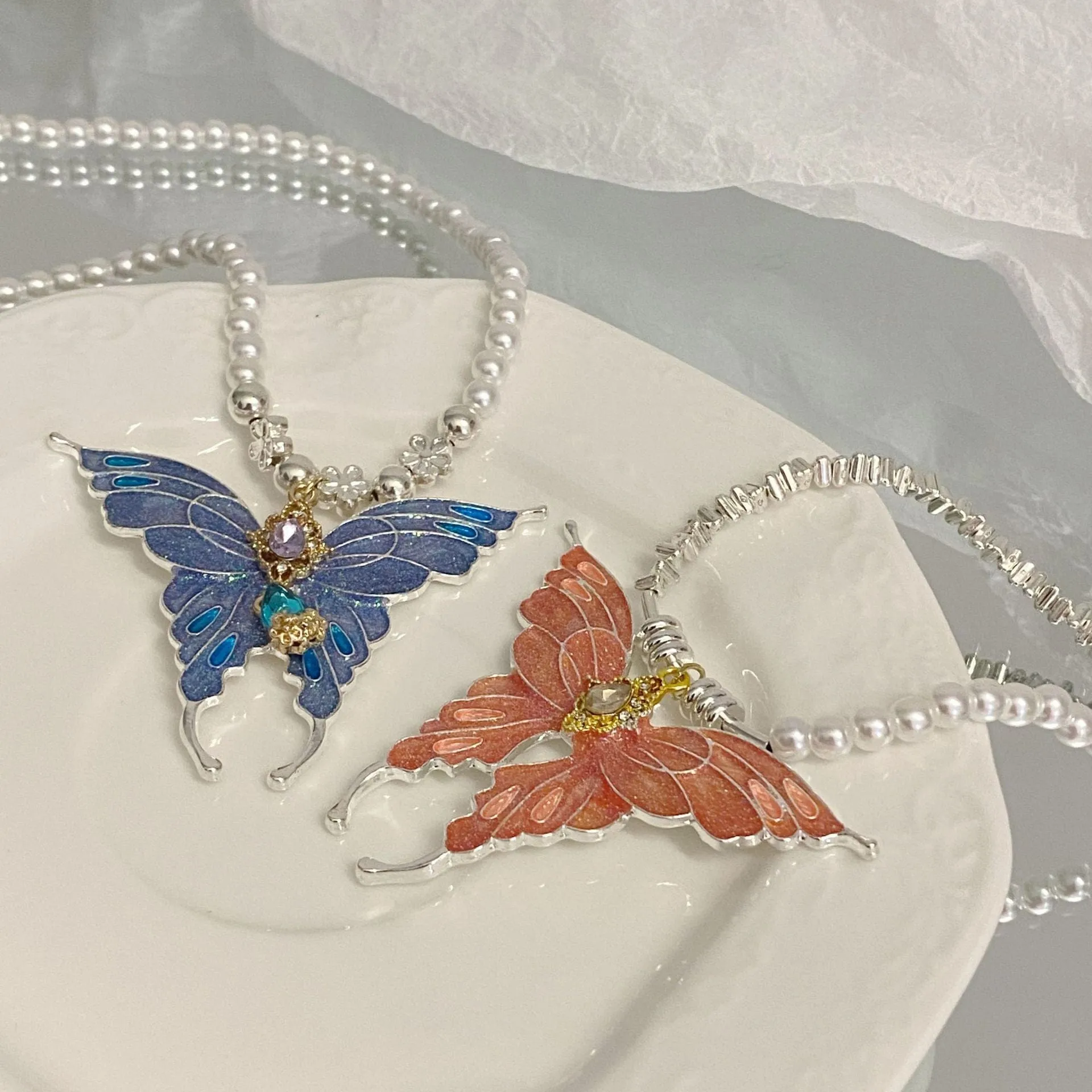 Chic Colorful Enamel Butterfly Pearl Chain Necklace