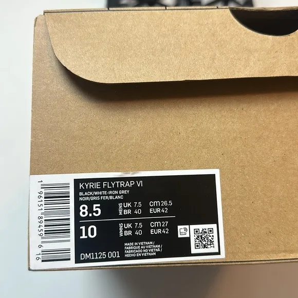 Nike Kyrie Flytrap 6 Basketball Shoes Black/White-Iron-Grey Men’s 8.5