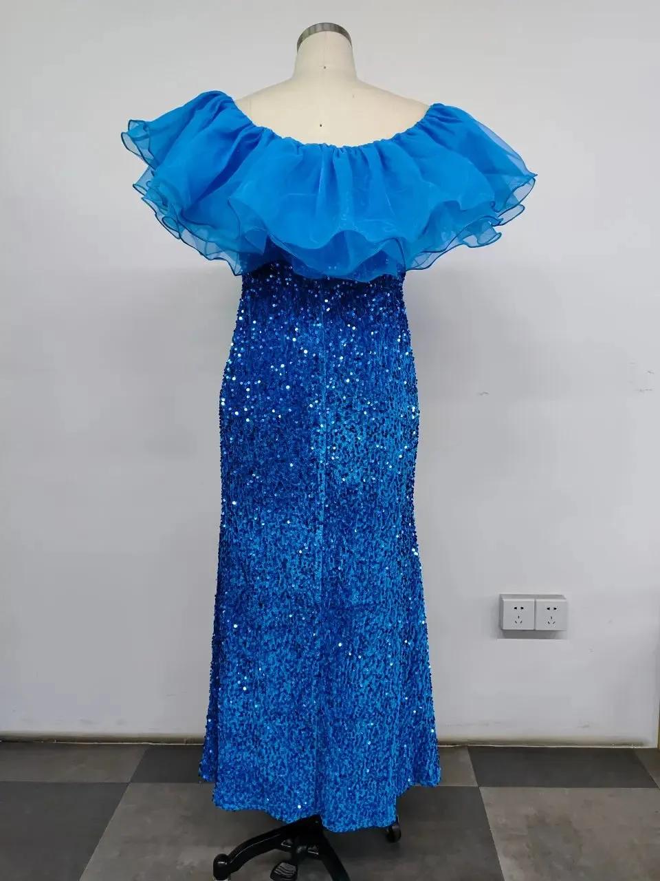Plus Size Women Strapless Mesh Splicing Elegant Sequin Evening Dresses